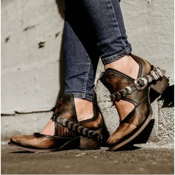 Freebird by Steven 6 Blade Brown Buckle booties - Picture 1 of 7